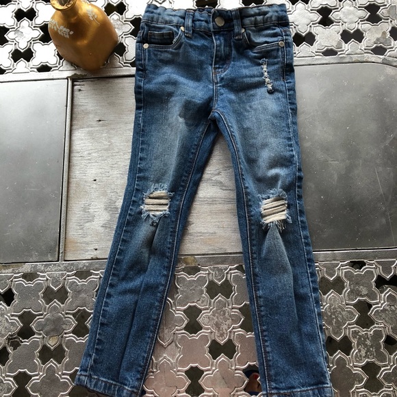 4t ripped jeans